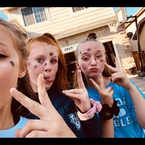 Meet your Posher, Mackenzie